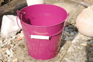 Zinkeimer,farbig lackiert,24cm,ca.5ltr.,in zwei hübschen Farben wählbar berry