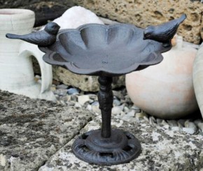 Vogeltränke auf Fuß,Vogelbad,mit zwei Vögeln,Gusseisen,dunkelbraun,33cm hoch 
