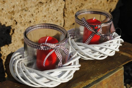 Weidenkranz mit Teelichtglas und Kerze,in weiß oder natur,16cm Ø,2er Set 